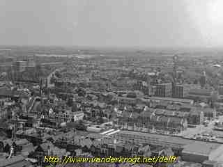 Delft - Uitzicht van Oosteinde tot Kruisstraat