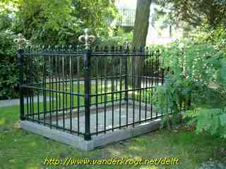 Delft - Grafmonument Lodewijk XVII