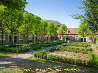 Delft - Klaeuwshofje