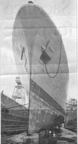 HMCS Annapolis in navy drydock at Esquimalt, on the way to the breakers yard