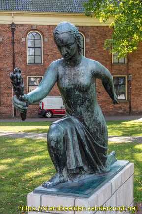 Assen -  Provinciaal Gedenkteken