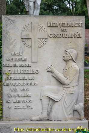 Steenwijksmoer -  Oorlogsgraf Johannes Beerling