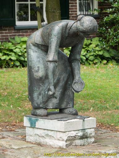 Schoonebeek -  De zandstrooister