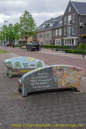 Nieuw-Amsterdam/Veenoord -  Social Sofa's 'Vincent van Gogh'
