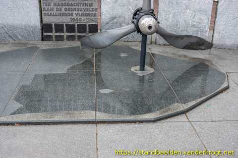 Dronten -  Vliegersmomument