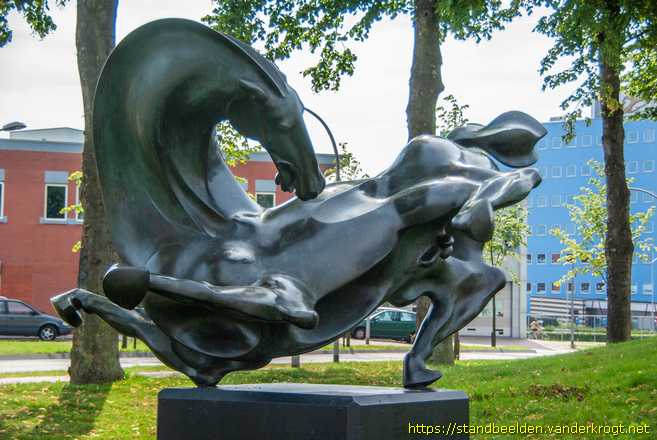 Lelystad -  Steigerend paard