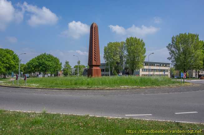 Zeewolde -  Obelisk (Levensboom)