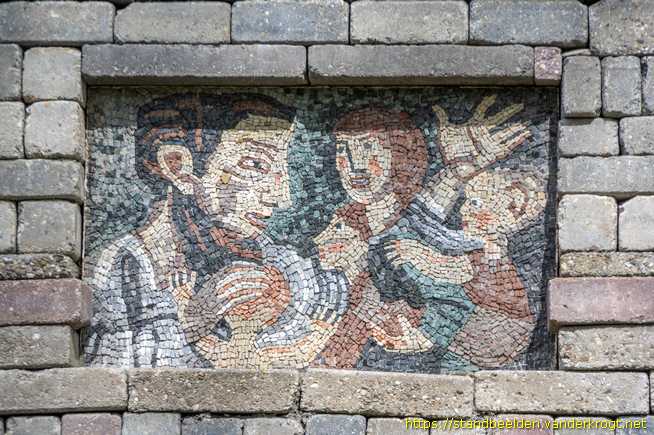 Heerenveen -  Mozaïek Laat de kinderen tot Mij komen