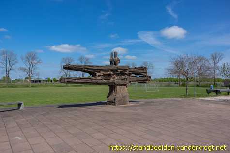 Heerenveen -  Wrakhout