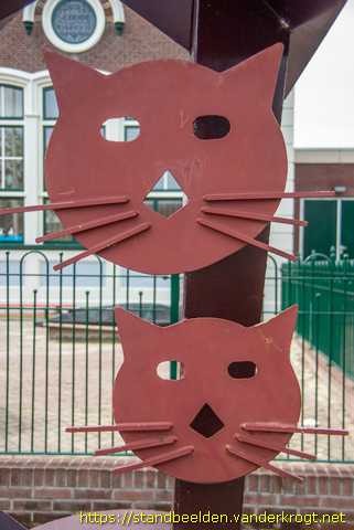 Jirnsum -  Jirnsumer katten ûnder dak