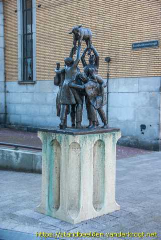 Arnhem -  Dans om het gouden kalf