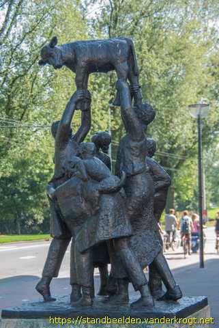 Arnhem -  Dans om het gouden kalf
