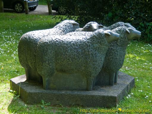 Kootwijk -  De vijf schapen