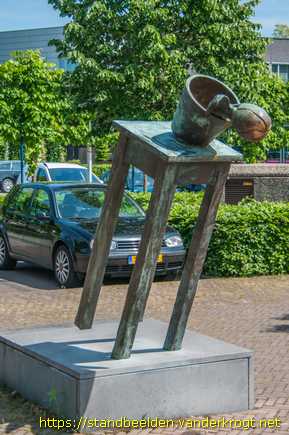 Eibergen -  Omvallend bloementafeltje