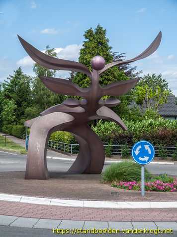 Groesbeek -  Ode aan de bosbes en de heide <i>of</i> Het bosbesbeest