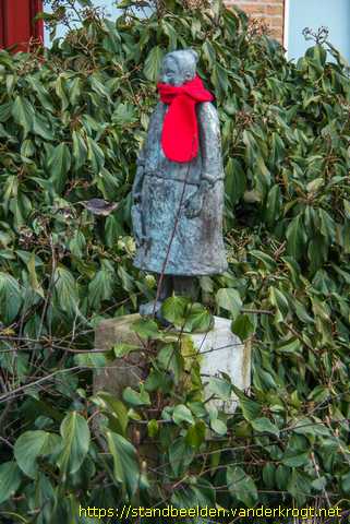 Harderwijk -  Vrouwtje van het Sint Jansdal (Visvrouw)