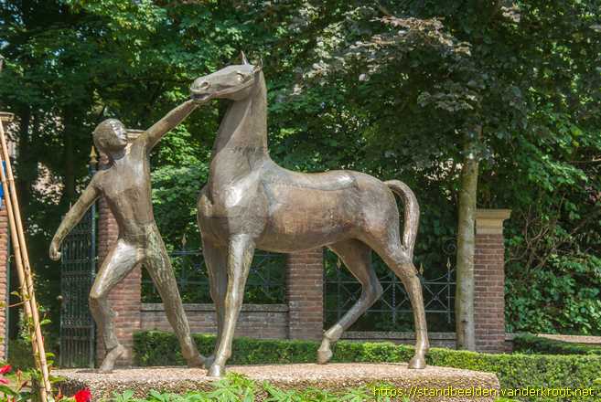 Asperen -  Het paard (Jongen met paard)