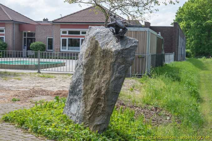Oosterwolde -  V1-monument