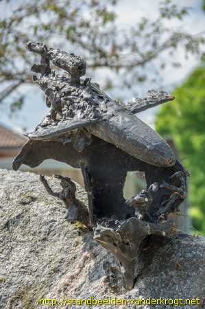 Oosterwolde -  V1-monument