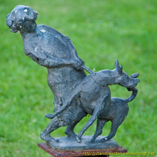 Groenlo -  Vrouw met hond