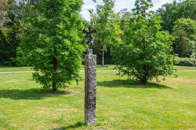 Oosterbeek -  Airborne parachutist