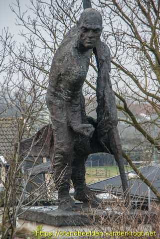 Zennewijnen -  Leen Papo (De roeier)
