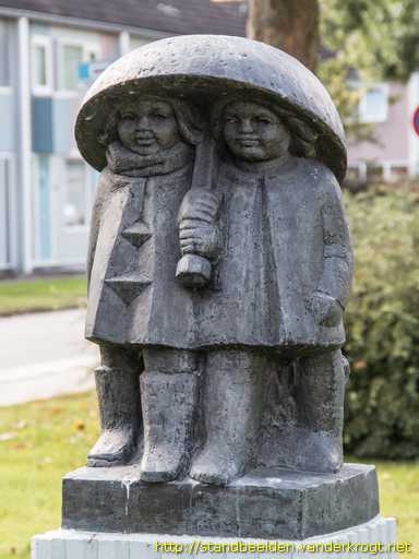 Wijchen -  Onder moeders paraplu