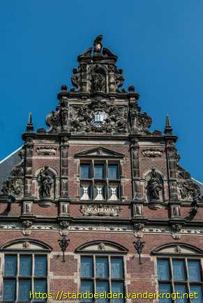 Groningen -  Minerva, Scientia, Historia, Prudentia en Mathematica
