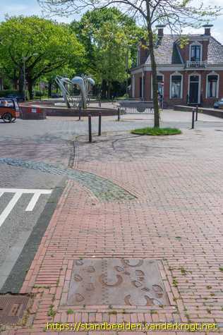 Veendam -  Sporen 'van trein naar plein'