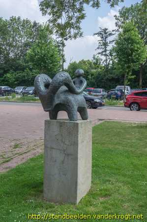Nieuwstadt -  Jongen op ram