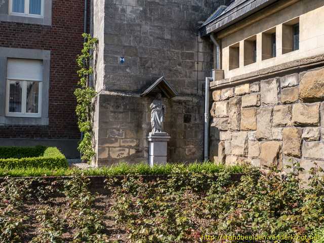 Margraten -  Heilig Hartbeeld