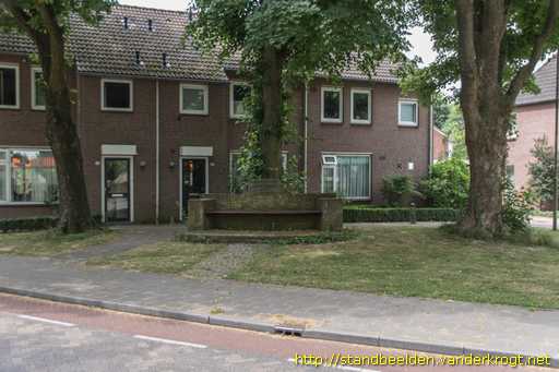 Gennep -  Juliana en Bernhard-bank