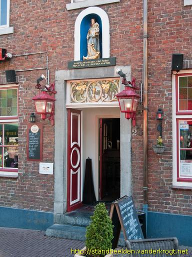 Mechelen -  Maria met Kind