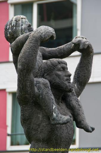 Kerkrade -  Vader en zoon <i>of</i> Man en kind