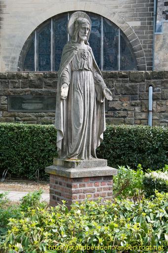 Eygelshoven -  Heilig Hartbeeld