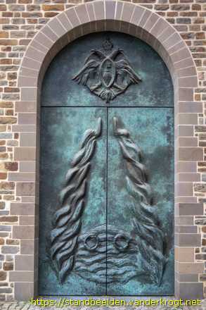 Maastricht -  Portaaldeur: Het godsvolk