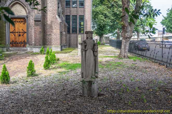 Maastricht -  Twee onbekende beelden