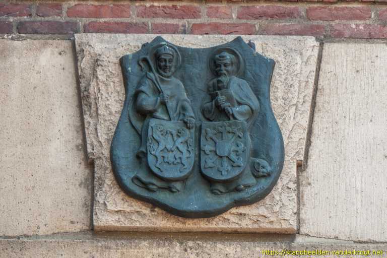 Mook -  Gemeentewapen met Sint Lambertus en Sint Antonius