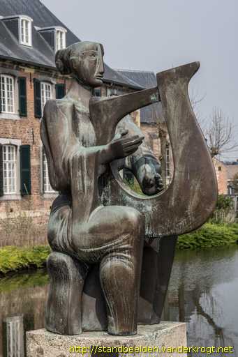 Wijnandsrade -  Harpspeelster
