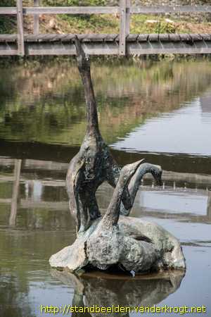 Wijnandsrade -  Opvliegende zwanen