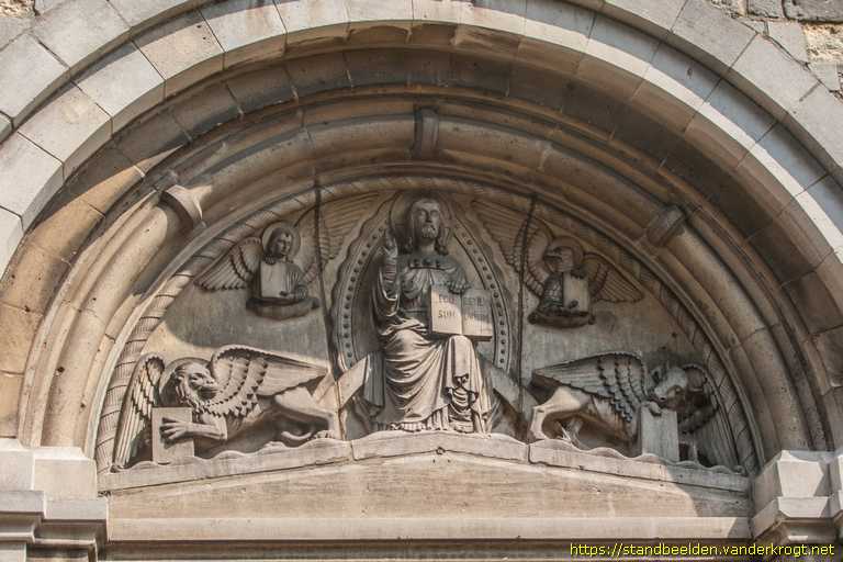 Sint Odiliënberg -  Christus met de symbolen van de vier evangelisten