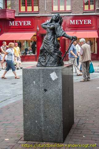 Roermond -  De Heks Hiacinthe