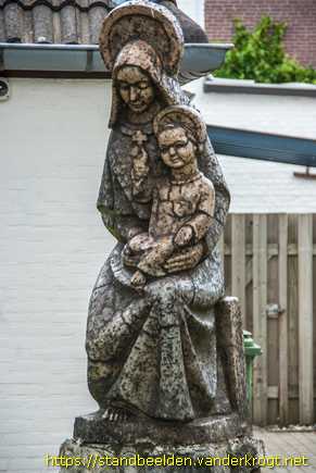 Puth -  Maria met kind