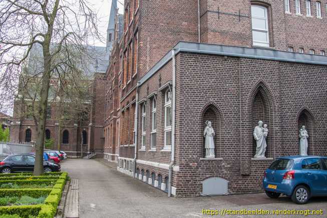 Simpelveld -  H.H. Remigius, Jozef en Antonius van Padua