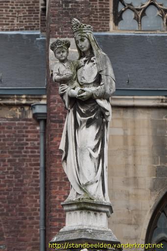 Sittard -  Maria met kind
