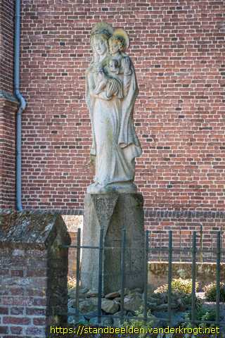 Oostrum -  Maria Troosteres der Bedroefden