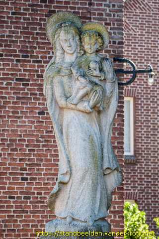 Oostrum -  Maria Troosteres der Bedroefden