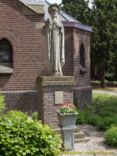 Castenray -  Heilig Hartbeeld