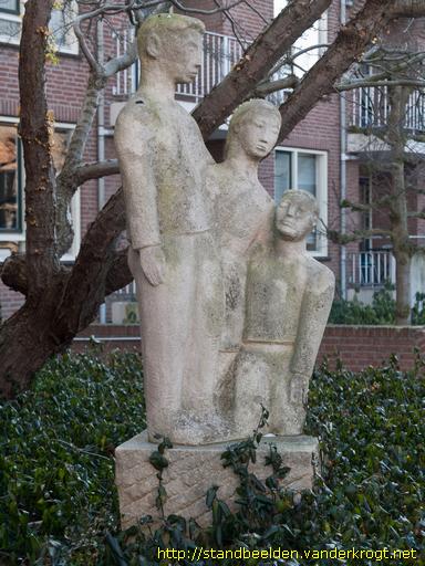 Weert -  Drie figuren