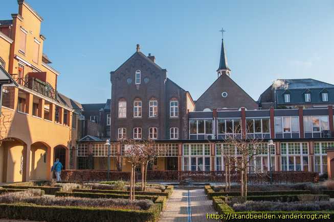Weert -  Heiligenbeelden